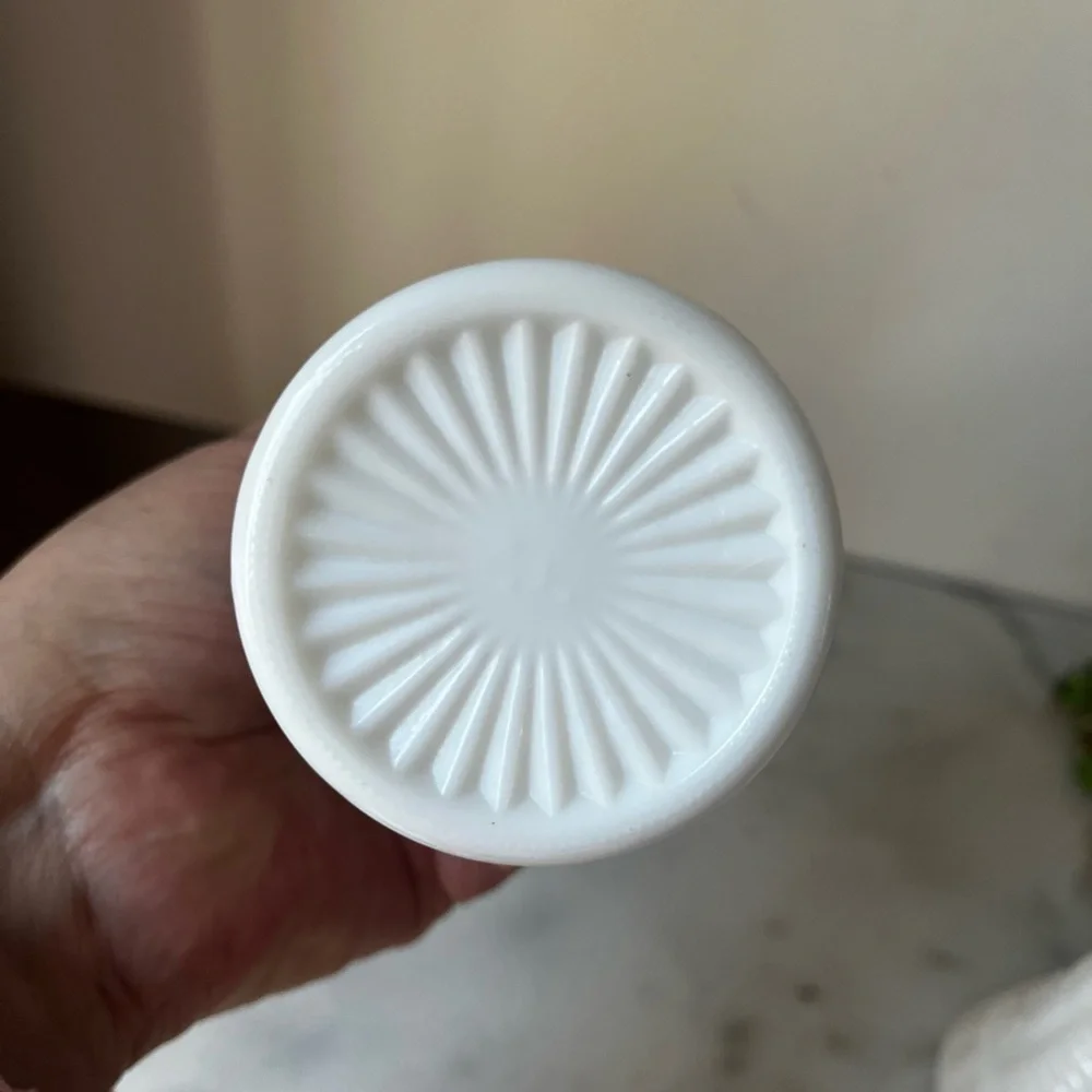 Vintage milk glass Vintage Milk Glass Snowflake Bud Vase 8.7”.